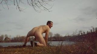 Desnudo al aire libre