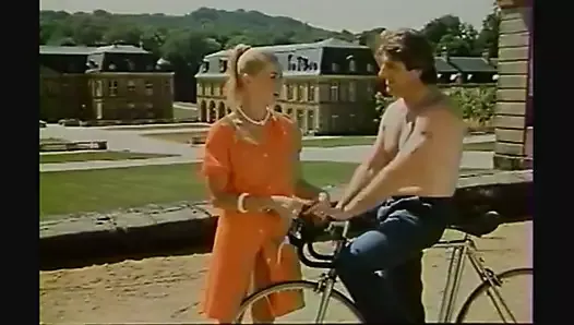 Scene from Le Dechainee (1986) with Marylin Jess