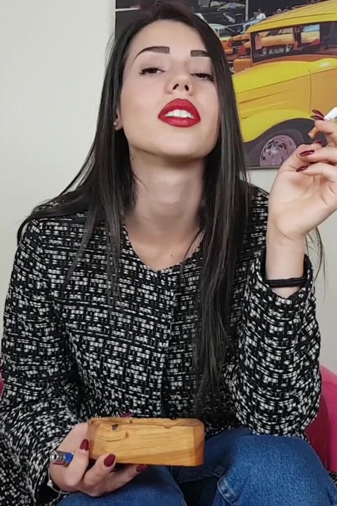 Italian beauty loves smoking cigars