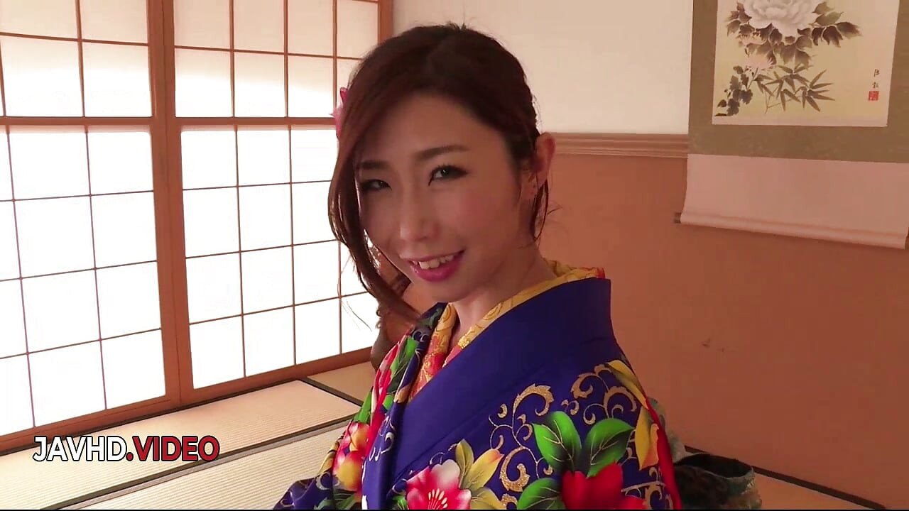 Ayumi Shinoda Kimono Blowjob Live Cam Show