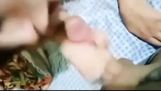 Пожарная Полемика Рыжая показывает, как потушить женский пожар немецкой тату-мастерке