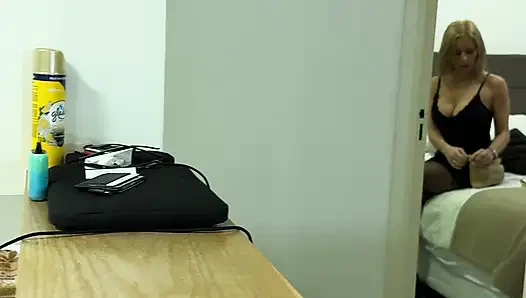 Argentinian milf with big tits screams for Mexican cock.