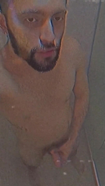 Vintage shower jerk off, now in VHS