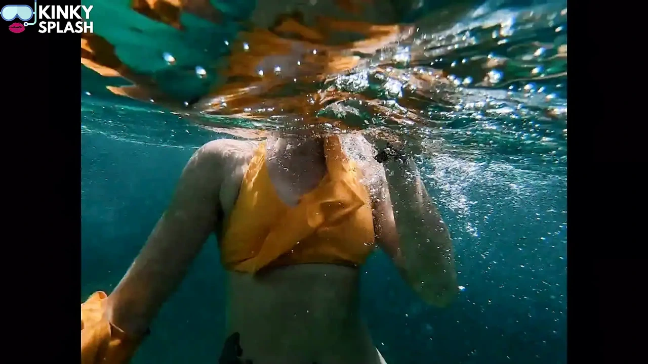 Snorkel Slut in Paradise - Underwater Flash & Naughty Tease