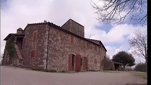 Pelacur memakan penis besar