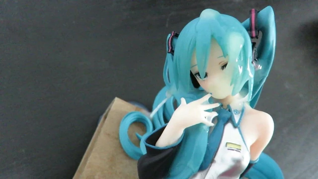 Miku Figure Bukkake