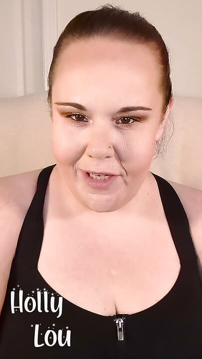 Vợ gửi những ham muốn Sissy của anh đến Mistress Holly để được huấn luyện Sissy đúng cách