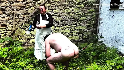 Domina, herrin, april bestrafung, blockhouse