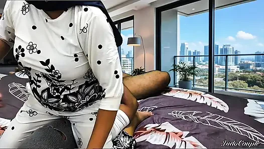 Dudukin muka, posisi aduhai dan dicrot di dalam: dominasi terbaik .memek istri muncrat