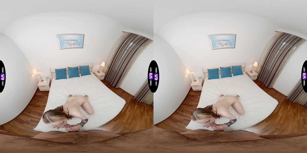 Molly Stone wordt ruw geneukt na een douche-argument - Teenmegaworld