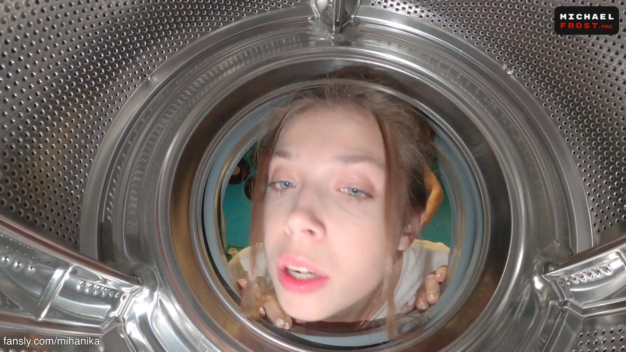 帮帮我，继兄！我被困住了！