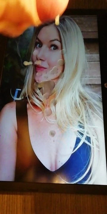 Anouk Hoogendijk Cumtribute