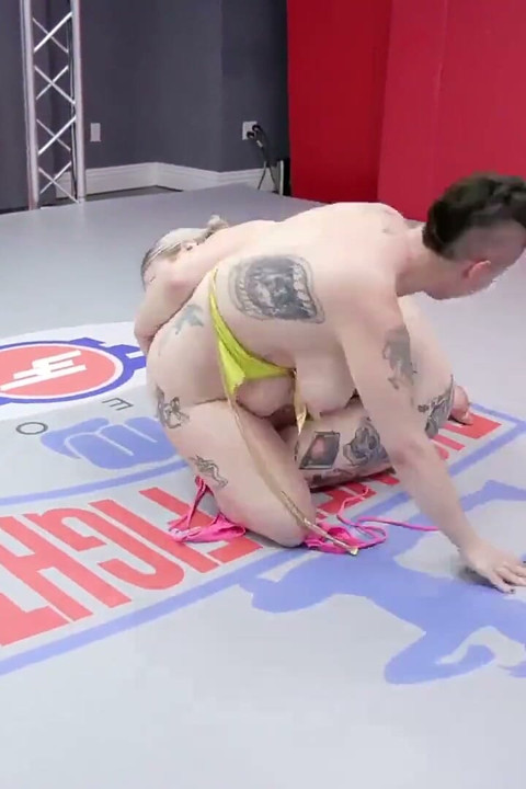 Nikki Sequoia Vs Kaiia Eve Female Wrestling