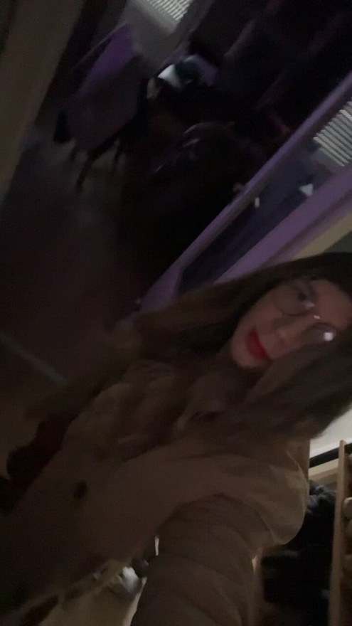 Moi 6