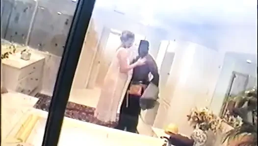 Cewek rambut pirang toket besar ketemu sama kekasih kulit hitamnya sama kontol besar pria kulit hitam