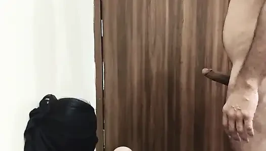 Hintli desi üvey kız kardeş