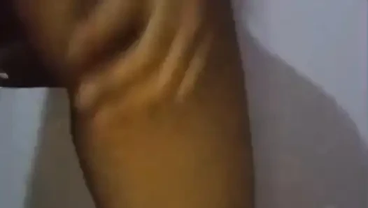 Sri Lankan Wife Pussy Make Squirt and Fart