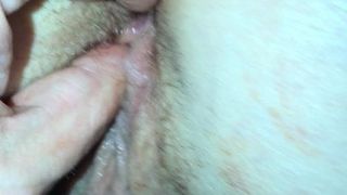 Amateur MILF anal y COÑO jugar por periode