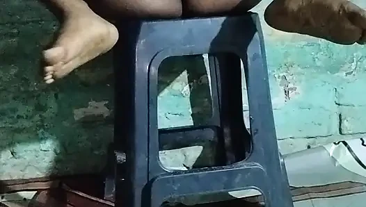 Rustik üvey üvey kız kardeş seks yapıyor