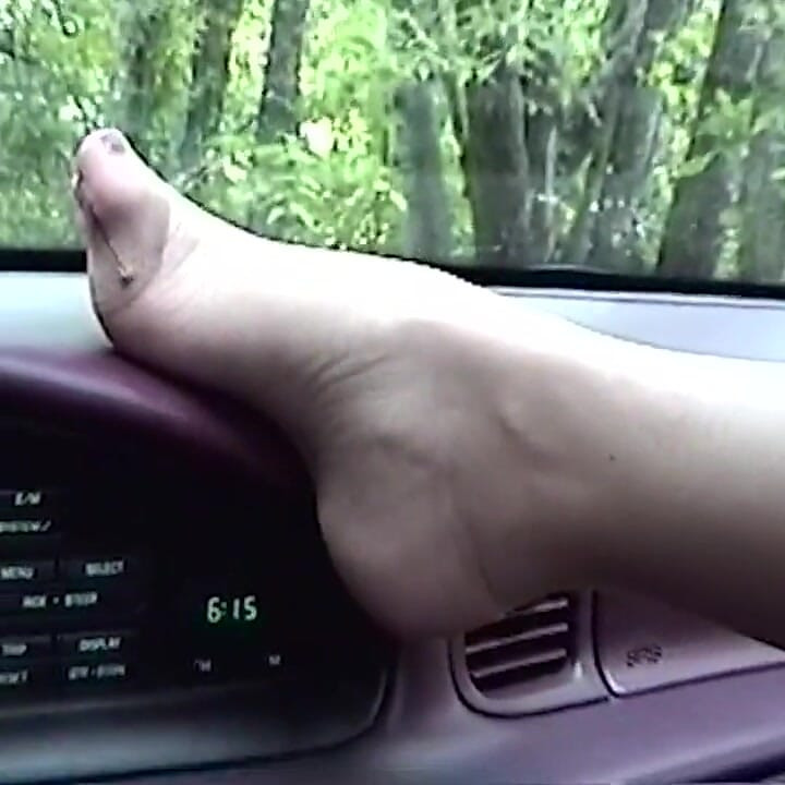 Real Amateur Homemade Stepaunty Wears Nylon Stockings Shows Arches & Huge Tits in Car