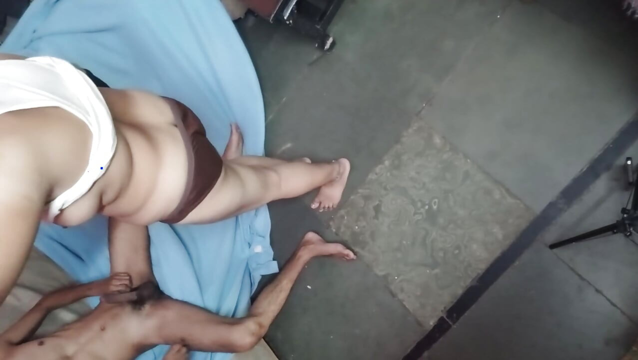 Desi lány szűk puncija xxx Falusi meztelen desi lány szűk punci hindi xxx vírusos MMS xxx