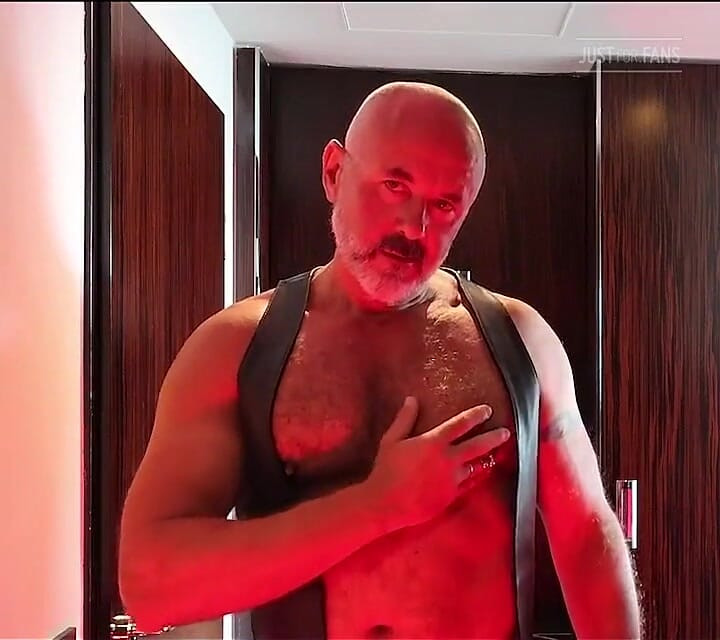 Just Flexing and. a Bit of a Solo