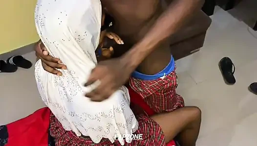 Seksi hatun sert sikiliyor