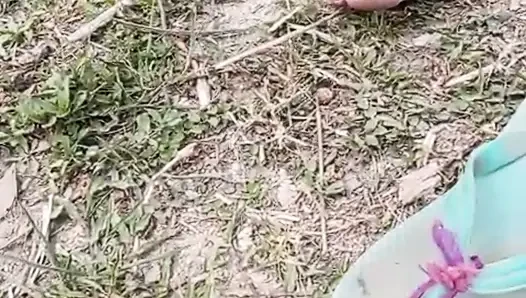 Chachi chacha ke saat sambandh bana rahi hai