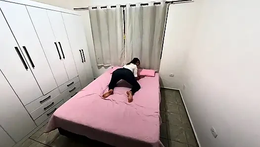 POV - Мастурбация с анальным плагом, стоны и оргазм для ее любовника.