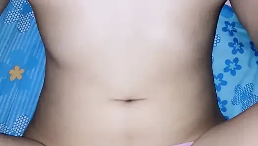 Meine freundin in ihrem rosa lieblingshöschen