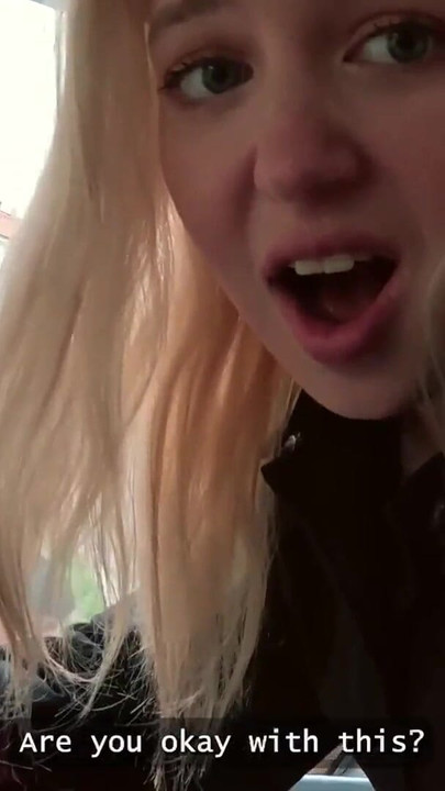 VIP4K. Eladta a punciját egy idegennek, és rávette a barátját, hogy nézze | 1. klip