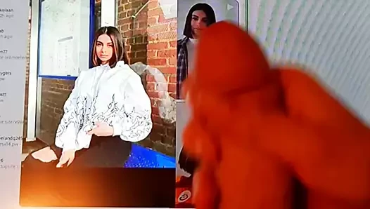 Cumtribute için sıcak bebek