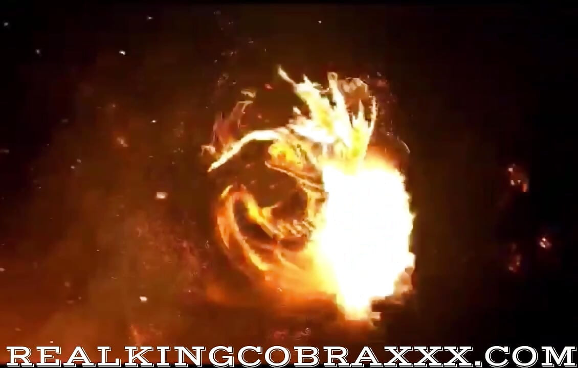 That Cobra Feels so Good in My Ass: Pr Slut Craves Cobra Ass Fucking