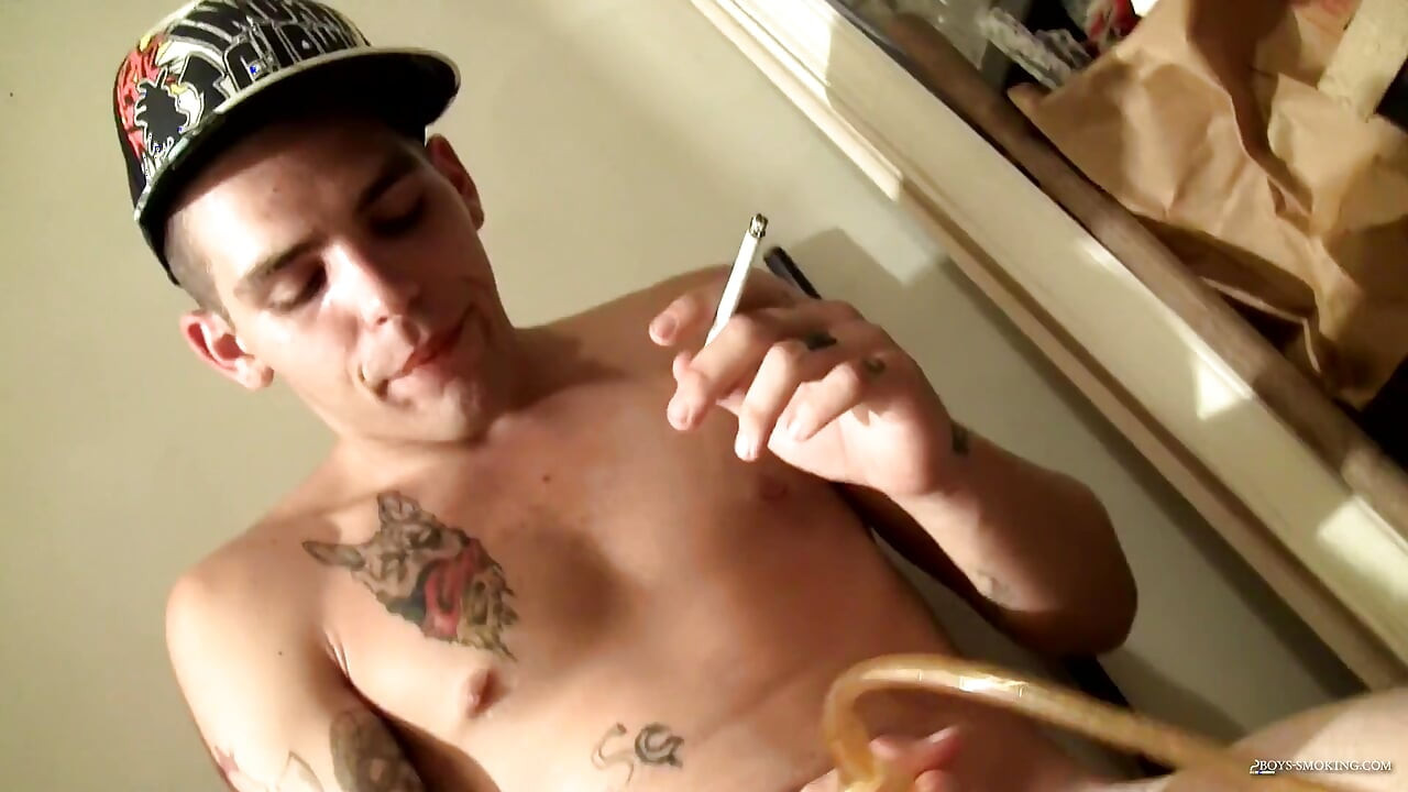 Drac Smoke & Massive Cum!