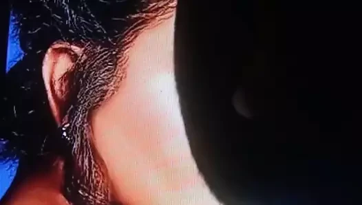 Orta yaşlı seksi kadın shefali shah boşalıyor ve tükürüyor