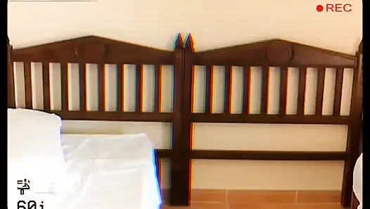 Selena'nın kamerada poz ve seks oyunları 2