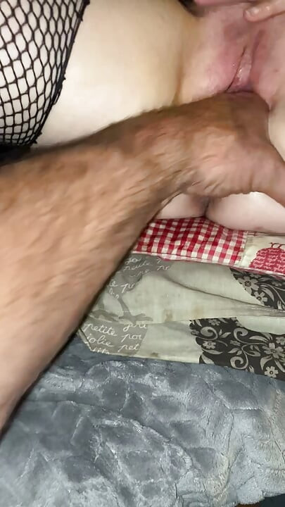Lara young girl gets her pussy fucked