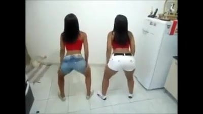 Latina Tag Team