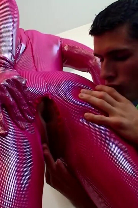 Flexi spandex teen gets rough fucked