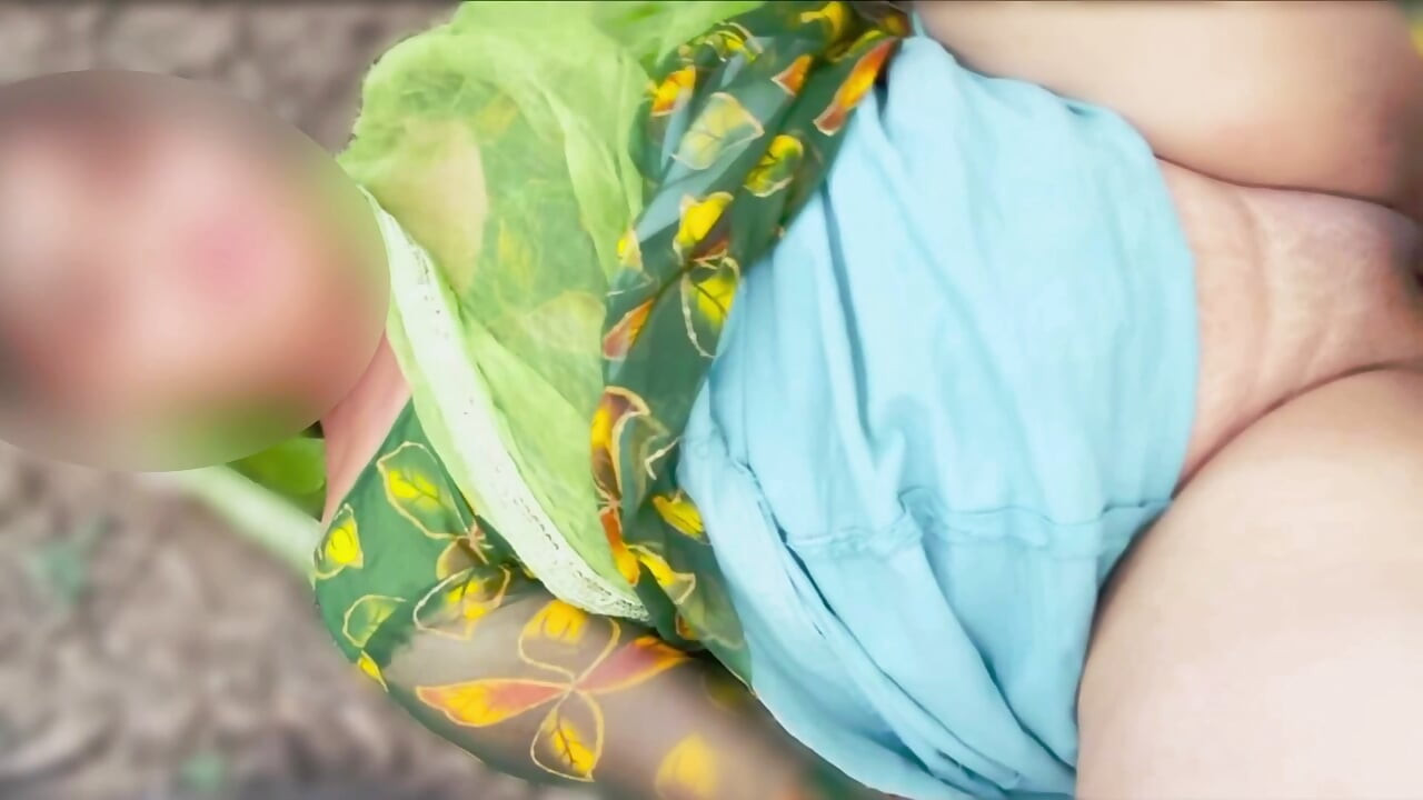 18+ First time Stepsister Indian desi girl tight pussy & Hardcore Sex in jungle, viral xxx video