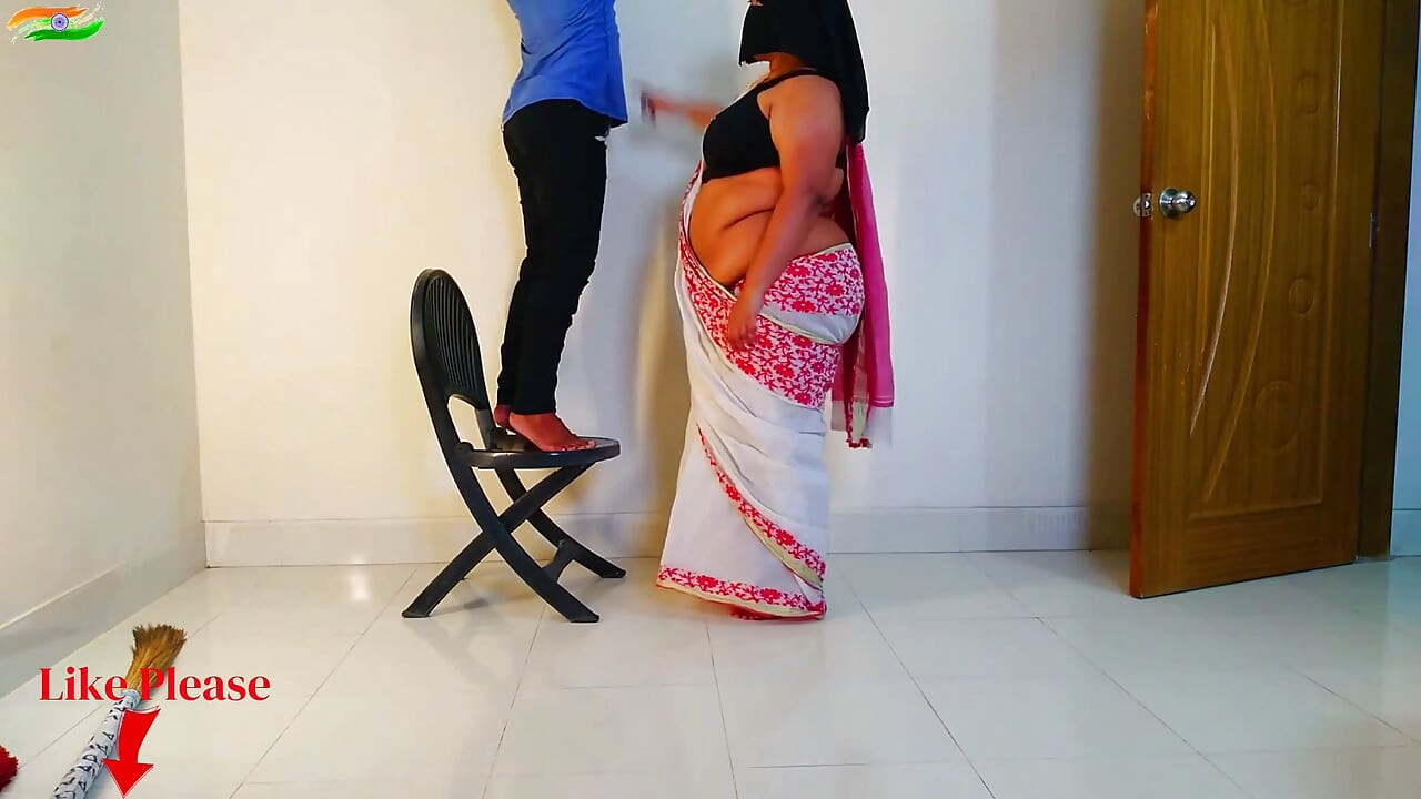 Big Ass Stepaunty Was Fucking the Maid When Her Husband Was Not at Home but in a Hotel