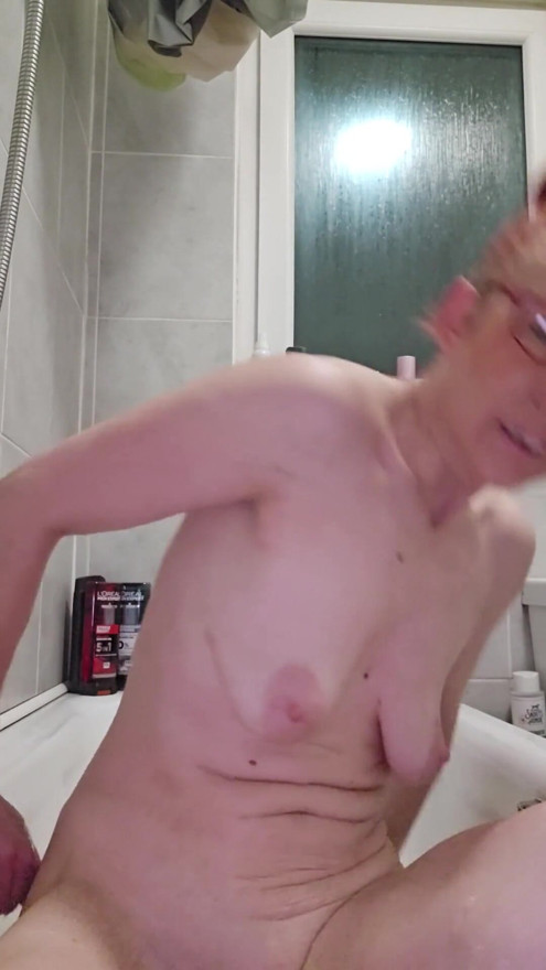 sexy milf my husband went away for the weekend and I felt lonely | Clip 2