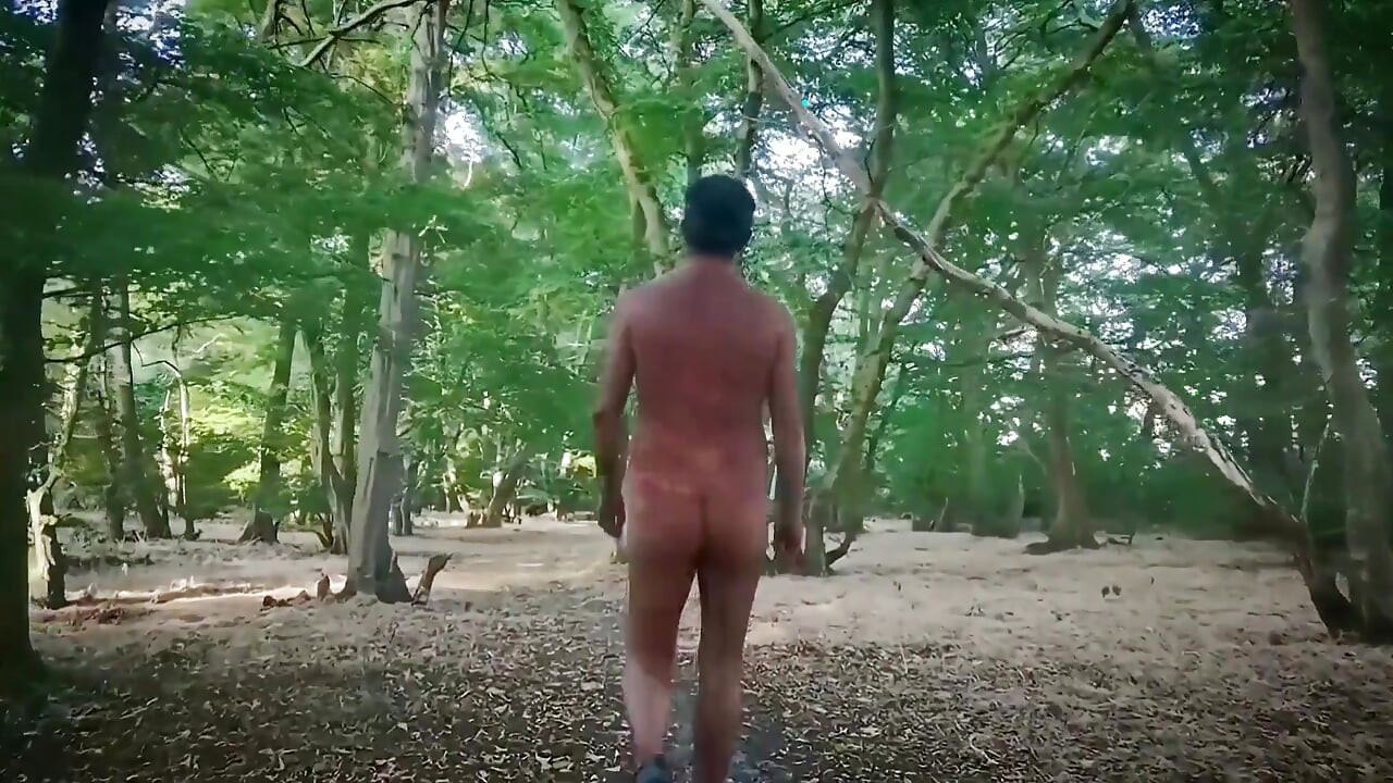 Daring Countryside Walkabout