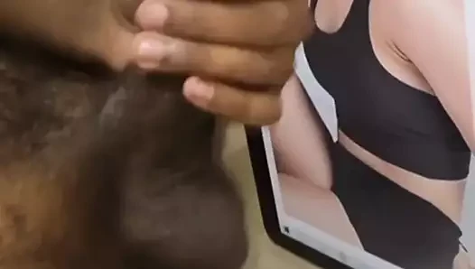 Rashmika Mandan'a boşalıyor