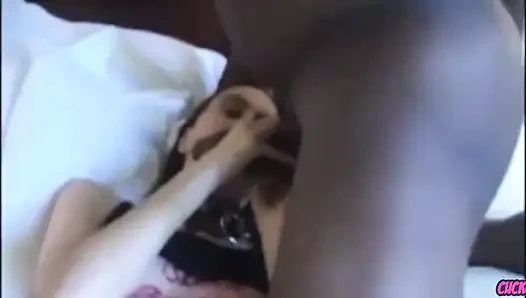 Cuckold milf - istri yang selingkuh