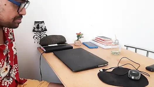 У неё текла слюни, настолько, что сама сама попросила об этом.