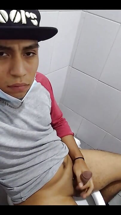 5 Minutos in Toilet