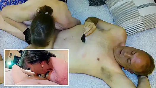 Голубой ангел стриптизерша бабушки Кармен сосет, лижет и трахается! 72323Fap