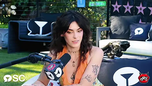 Genna james dientot habis-habisan sama salah satu rising star terpanas di webcam