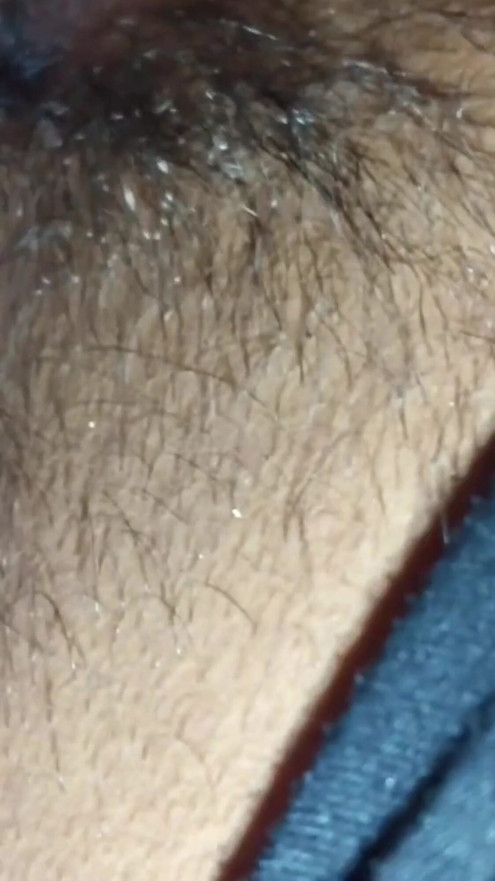 Desi indian bhaiya wife ko first night me first time lund me condom laga ke chut ko pela.bangali aunty paroshi se chudai hindi | Clip 1